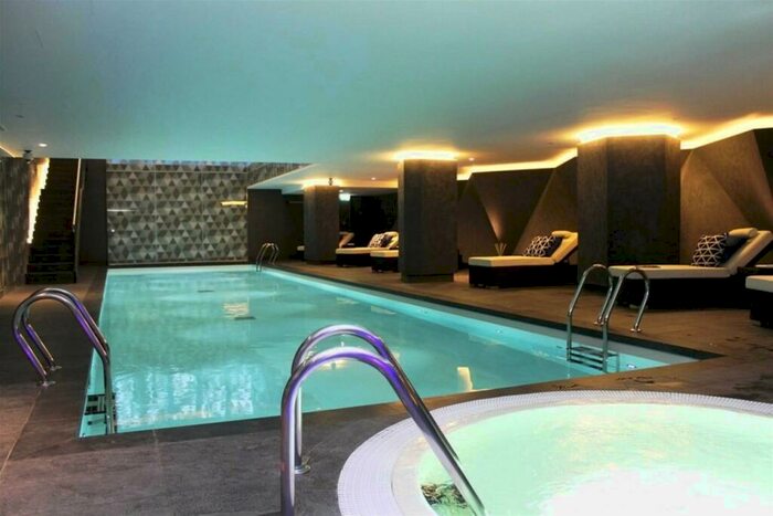 3 Bedroom Apartment To Rent In Nine Elms Lane, London, SW8