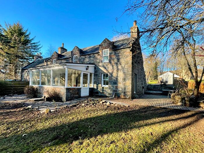 4 Bedroom Cottage For Sale In Cushnie, Alford, AB33