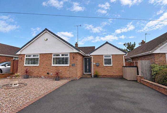 3 Bedroom Detached Bungalow For Sale In Bevyl Road, Parkgate, Neston, CH64