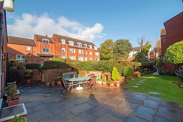 1 Bedroom Flat To Rent In Homewater House, Hulbert Road, Waterlooville, PO7