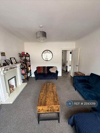 2 Bedroom Flat To Rent In Bentfoot Road, Overtown, ML2