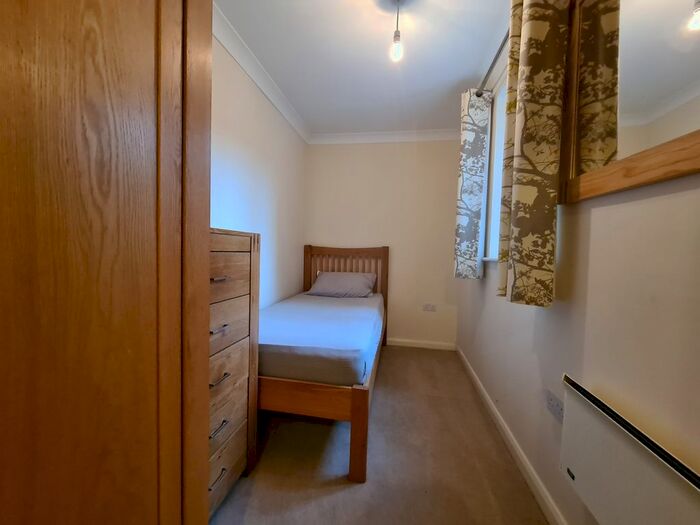 2 Bedroom Flat To Rent In Fletton Avenue, Peterborough PE2