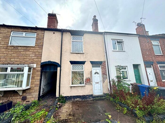 3 Bedroom Terraced House For Sale In Branston Road, Burton-on-Trent, DE14