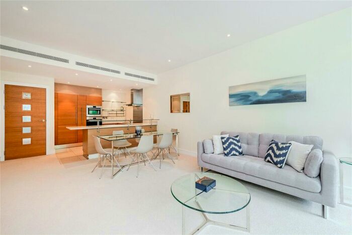2 Bedroom Apartment To Rent In Howard Building, Queenstown Road, London, SW11