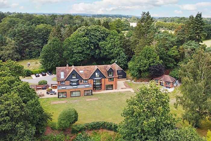 7 Bedroom Detached House For Sale In Tilford Road, Farnham, GU9