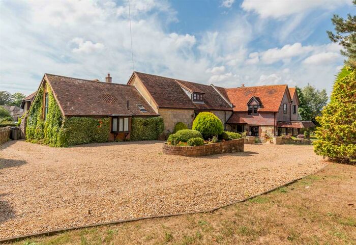 5 Bedroom Detached House For Sale In Whiteley Bank, Isle Of Wight, PO38