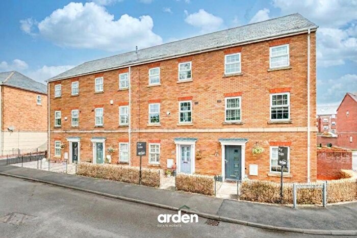 4 Bedroom Terraced House For Sale In Boundary Lane, Shirley, B90