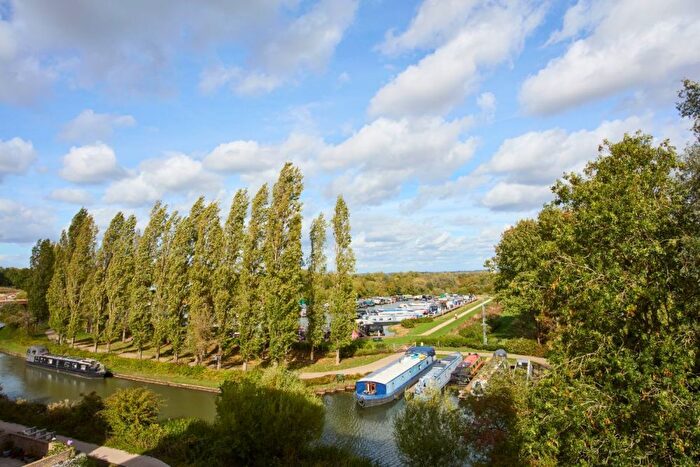 2 Bedroom Flat For Sale In "Type - Grand Court" At Overgate, Milton Keynes, MK9