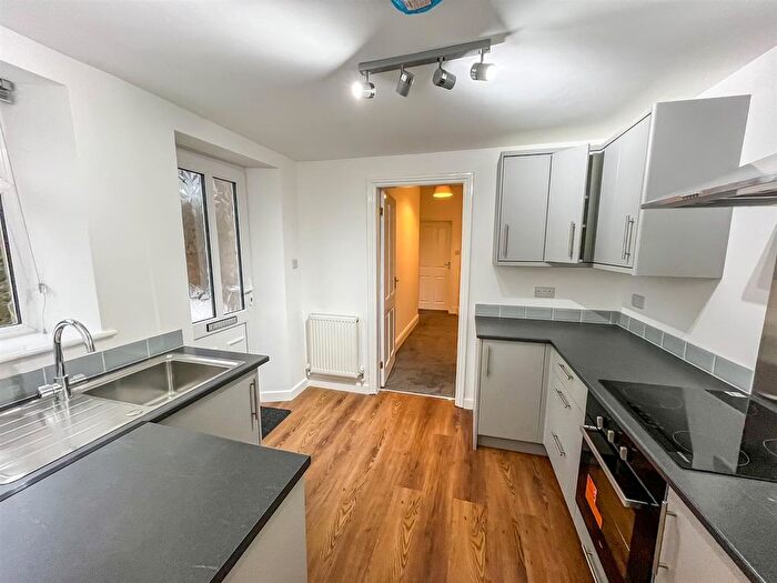 1 Bedroom Flat To Rent In New Market Street, Buxton, SK17