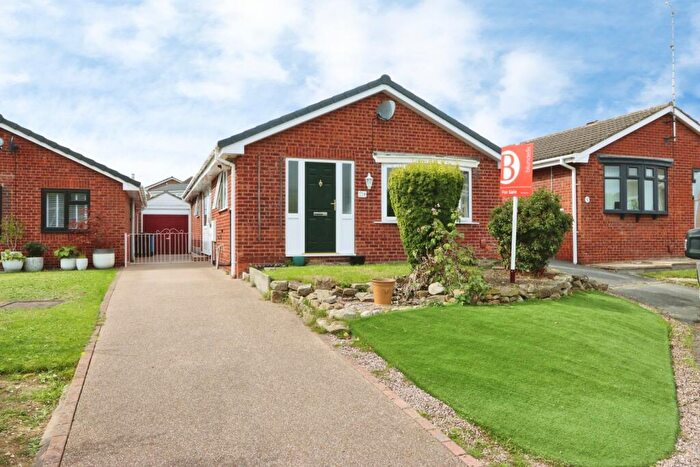 3 Bedroom Bungalow For Sale In Barlby Grove, Sheffield, S12