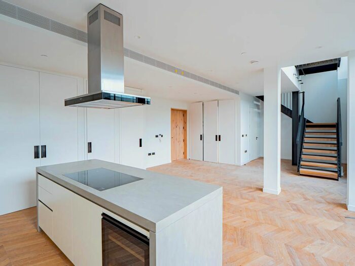 3 Bedroom Flat To Rent In The Penthouse, Battersea Power Station, SW11