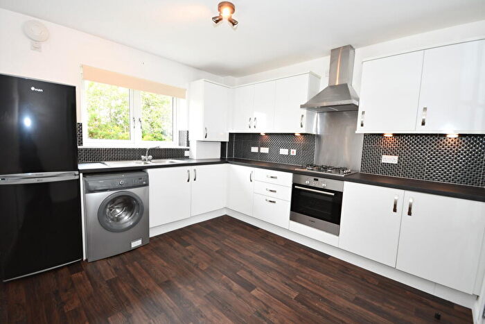 2 Bedroom Flat To Rent In Cypress Place, Inverness, IV2