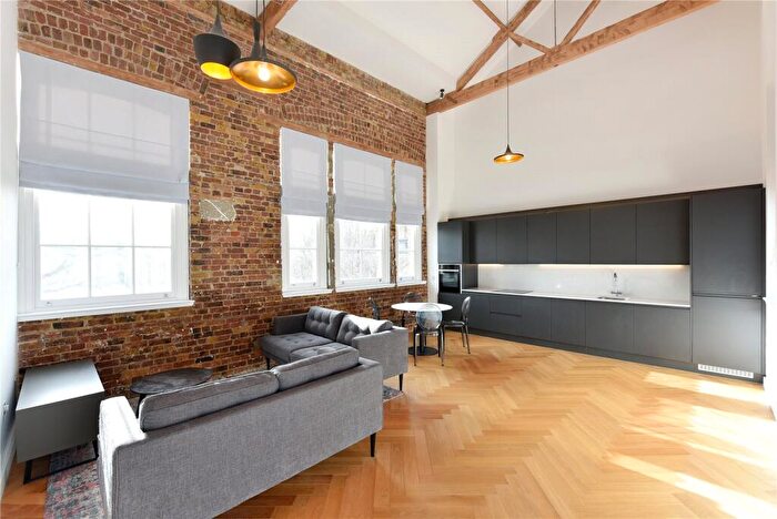 2 Bedroom Apartment To Rent In The Courtyard, Gloucester Avenue, London, NW1