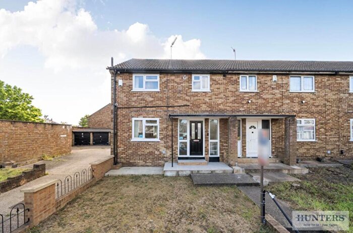 3 Bedroom End Of Terrace House For Sale In Crumpsall Street, Abbey Wood, SE2