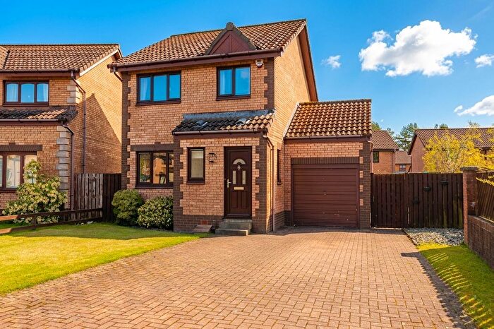 3 Bedroom Detached House For Sale In Bankton Brae, Livingston, EH54