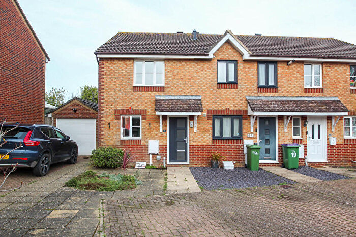 2 Bedroom End Of Terrace House For Sale In Gray Close - O.I.E.O £, CT18