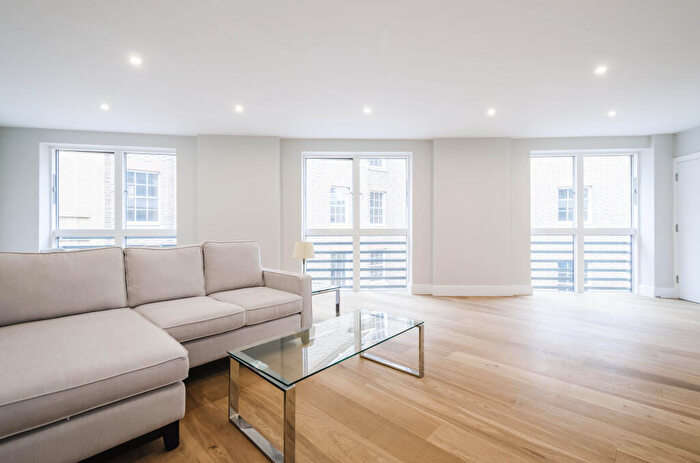 2 Bedroom Flat For Sale In Blackfriars Lane, London, EC4V