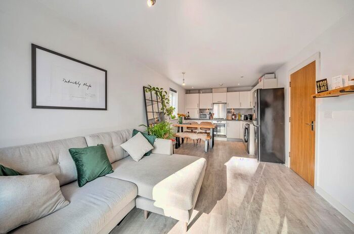 1 Bedroom Flat To Rent In Anerley Park, Anerley, London, SE20