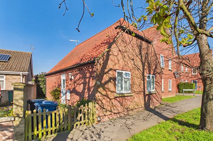 2 Bedroom Flat For Sale In High Street, Cottenham, CB24