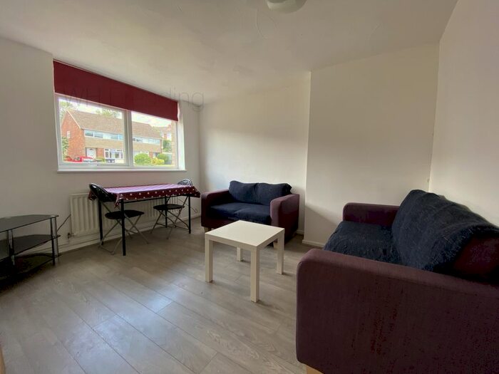 4 Bedroom Terraced House To Rent In Tenterden Drive, Canterbury, CT2