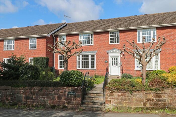 2 Bedroom Apartment For Sale In Browns Lane, Handbridge, Chester, CH4