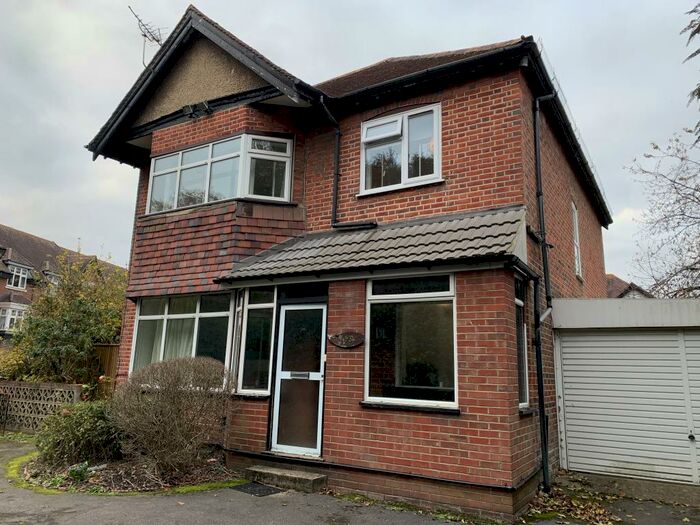 5 Bedroom House To Rent In Burgess Road, SO16