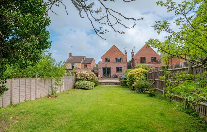 3 Bedroom Detached House For Sale In West Street, Stanwick, NN9