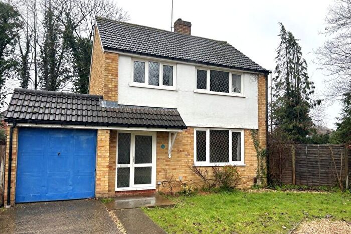 3 Bedroom Detached House To Rent In Broad Street, Guildford, GU3