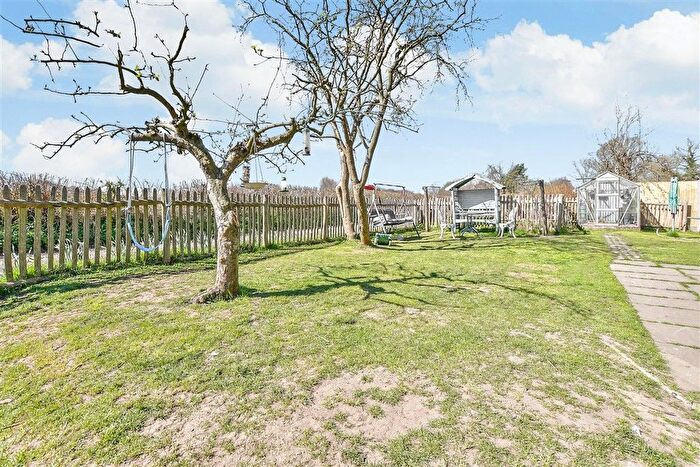 4 Bedroom Detached House For Sale In Coach Road, Egerton, Ashford, Kent, TN27