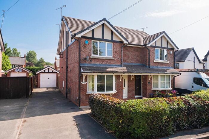 3 Bedroom Semi-Detached House For Sale In Station Road, Calveley, CW6