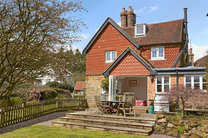 3 Bedroom Link Detached House For Sale In Coldharbour, Dorking, Surrey, RH5