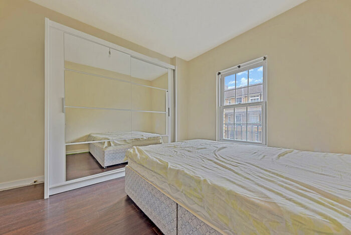 2 Bedroom Apartment To Rent In Elizabeth Square, Surrey Quays, SE16