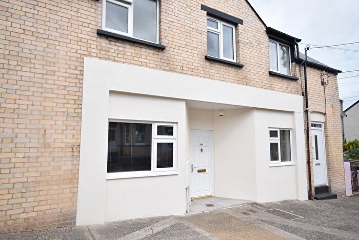 1 Bedroom Flat To Rent In Clovelly Road, Bideford, EX39