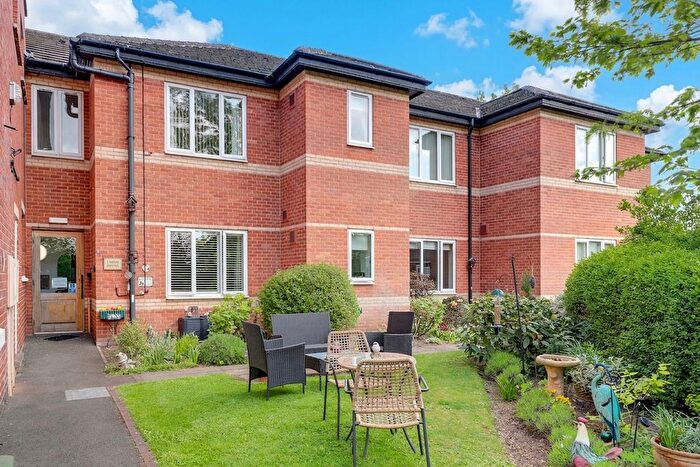 1 Bedroom Flat For Sale In The Firs, Nottingham, NG5