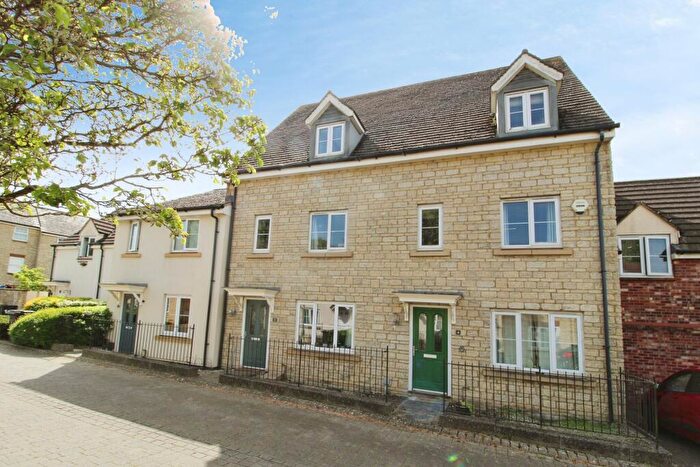 3 Bedroom Terraced House For Sale In Antony Road, Swindon, SN25