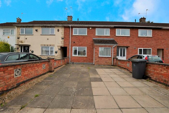 3 Bedroom Terraced House To Rent In Runcorn Road, Leicester, Leicestershire LE2