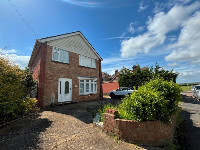 3 Bedroom Property To Rent In West View Road, Poole, BH15