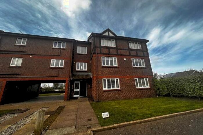 2 Bedroom Flat To Rent In The Fieldings, Liverpool, L31