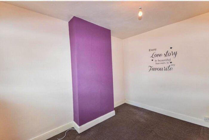 2 Bedroom End Of Terrace House To Rent In Symington Street, Northampton, NN5