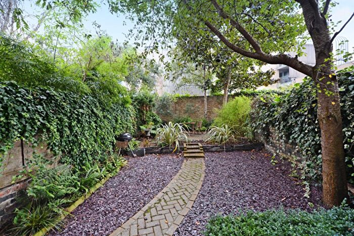 1 Bedroom Flat To Rent In Offord Road, London, N1