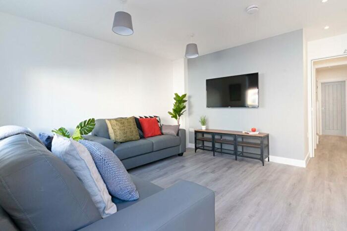 6 Bedroom Terraced House To Rent In Stansted Road, Southsea, Portsmouth, PO5