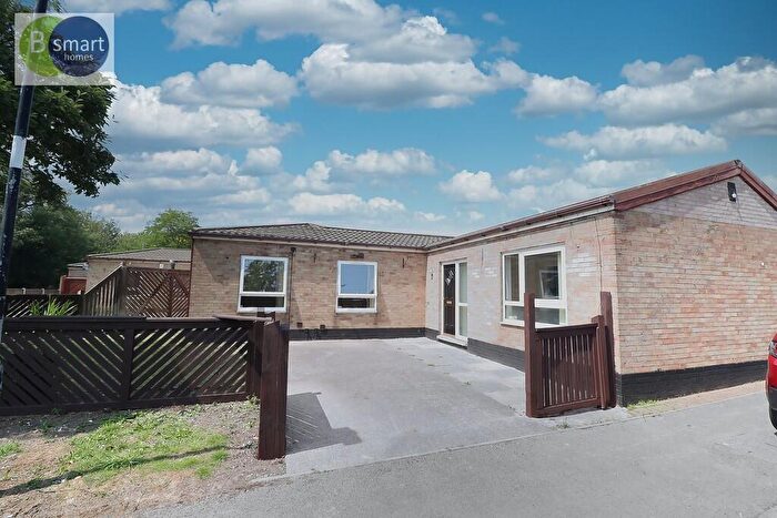 2 Bedroom Semi-Detached Bungalow To Rent In Alldred Crescent, Swinton, S64