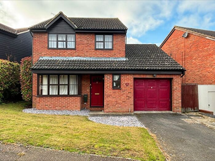 3 Bedroom Detached House For Sale In Goddard Way, Saffron Walden, CB10