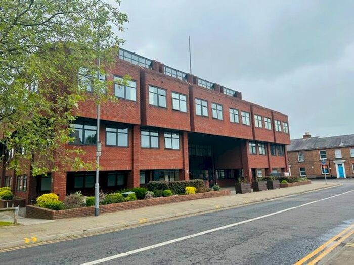 1 Bedroom Flat To Rent In Flowers Way, Luton, LU1