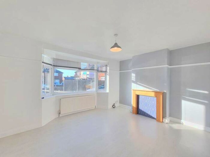 2 Bedroom Semi-Detached House To Rent In Beverley Avenue, Belgrave, Leicester, LE4