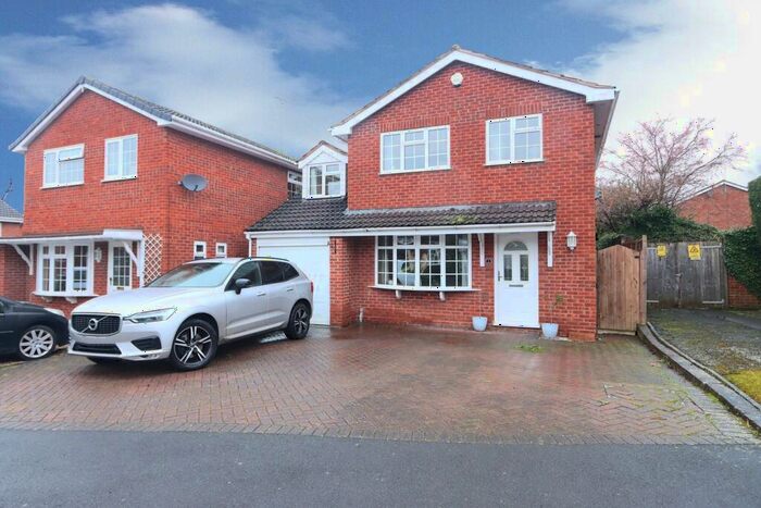 3 Bedroom Detached House For Sale In Waterlaide Road, Hartlebury, Kidderminster, DY11
