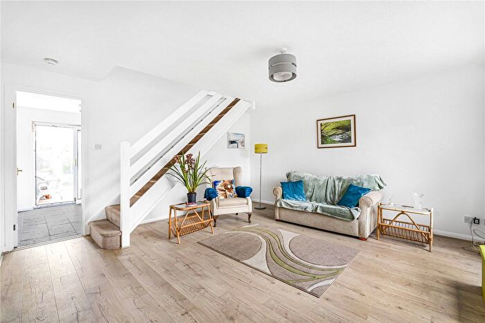 3 Bedroom Semi-Detached House For Sale In Weldon Road, Marston, Oxford, OX3