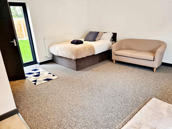 Studio To Rent In , HA1