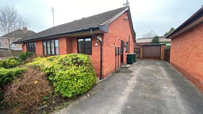 2 Bedroom Semi-Detached Bungalow To Rent In Forge Way, Holbrooks, Coventry, CV6