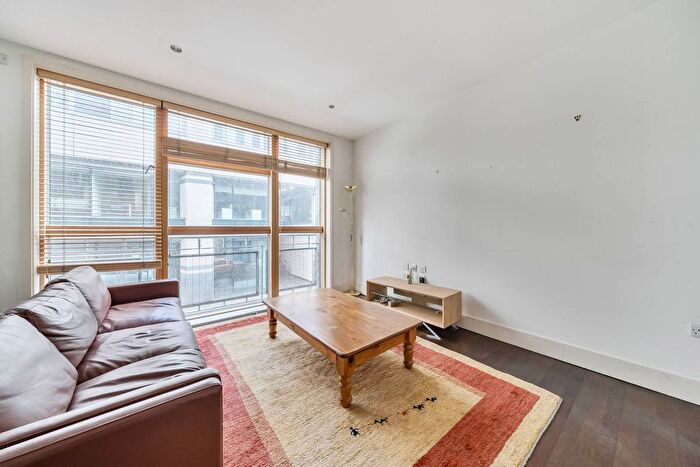 2 Bedroom Flat For Sale In Ebenezer Street, Old Street, London, N1